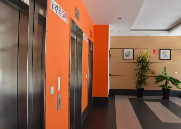 D'oboe Marlovi With Pool بينايدورم