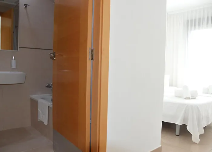 D'oboe Marlovi With Pool *