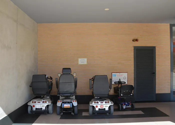 D'oboe Marlovi With Pool بينايدورم