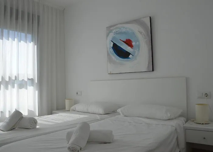 D'oboe Marlovi With Pool