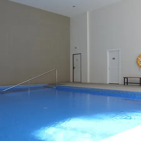 D'oboe Marlovi With Pool Μπένιντορμ